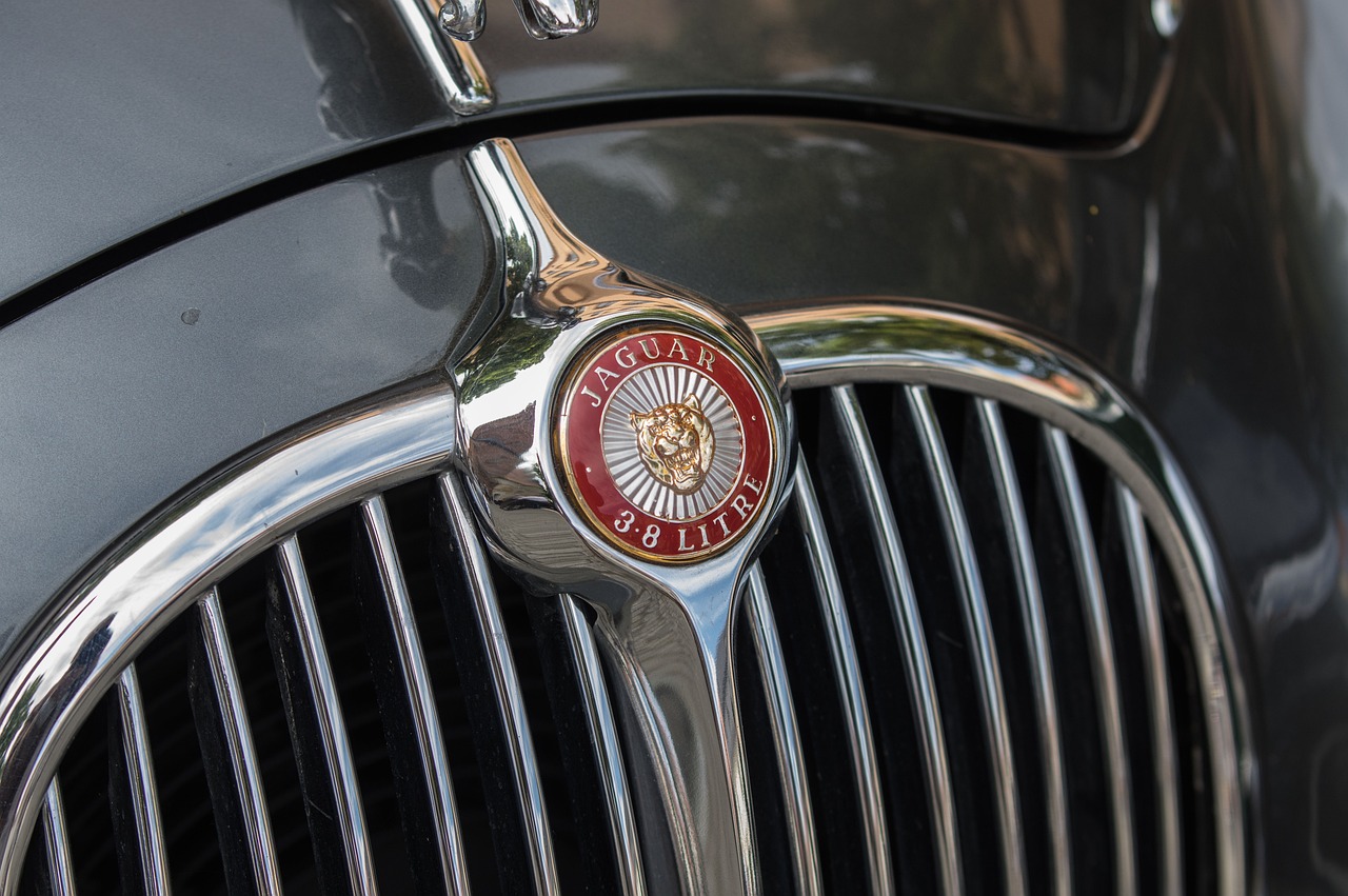 捷豹最新車型重塑豪華與性能典范,引領(lǐng)汽車市場新潮流