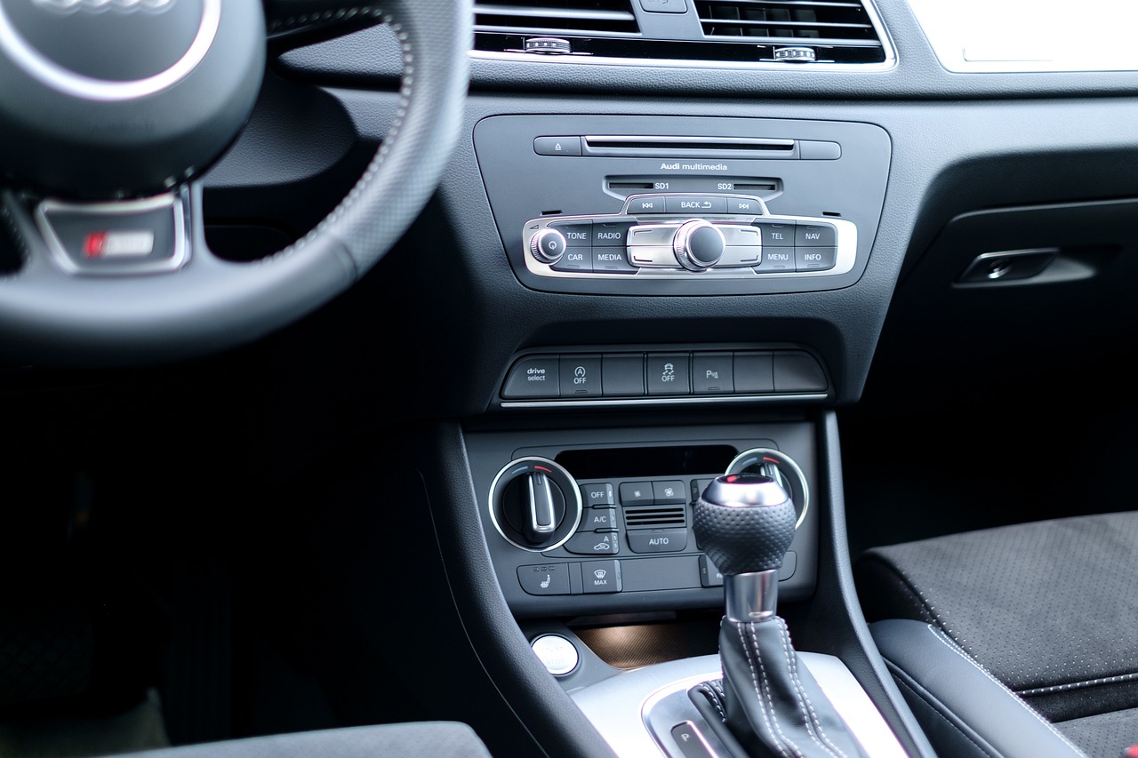 豪華與性能之選,最新款奧迪Q7報價揭秘