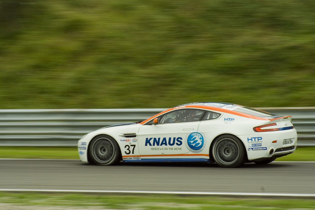 MG最新跑車,速度與藝術的極致融合亮相!