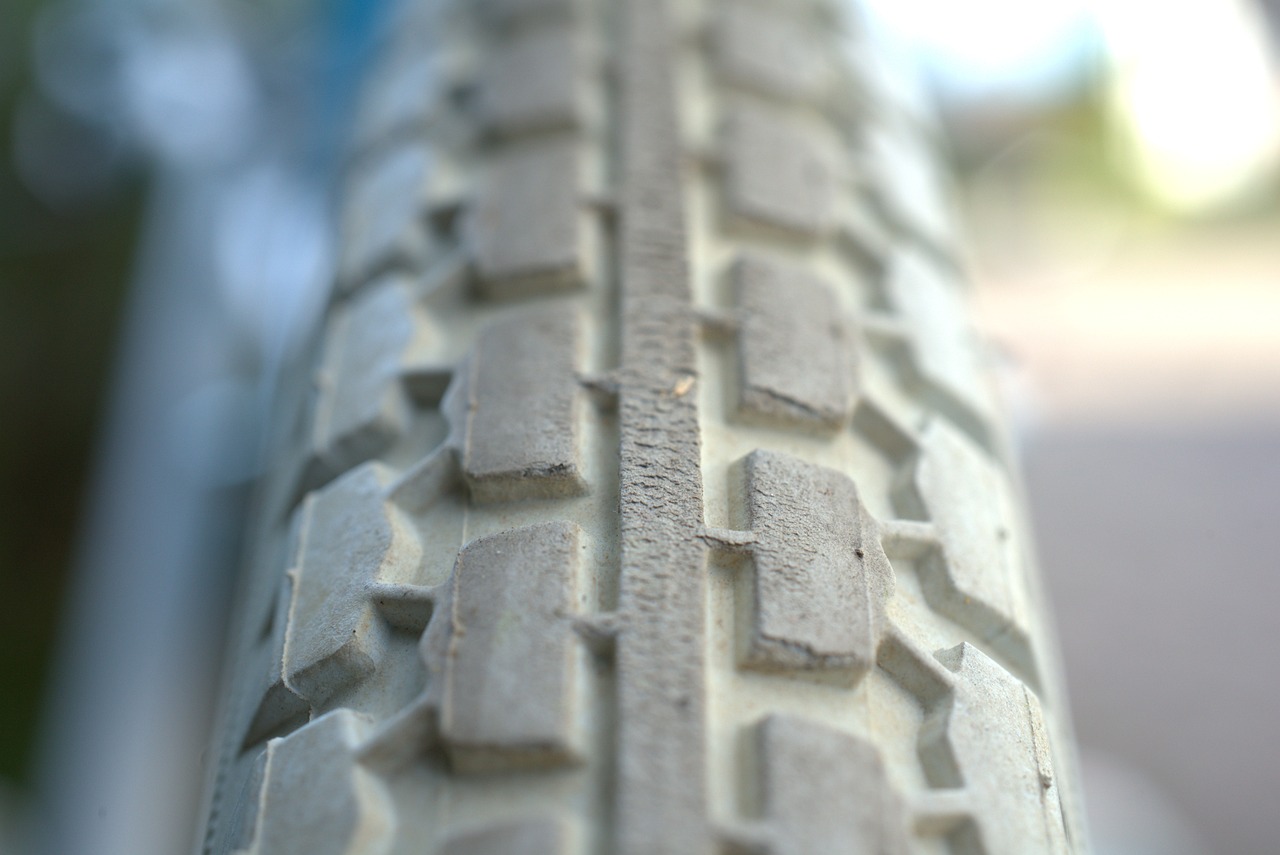 最新輪胎行情深度分析報(bào)告,市場(chǎng)趨勢(shì)、價(jià)格走勢(shì)及未來展望