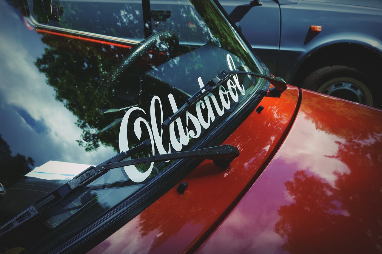 最新客車起火事件深度解析與反思