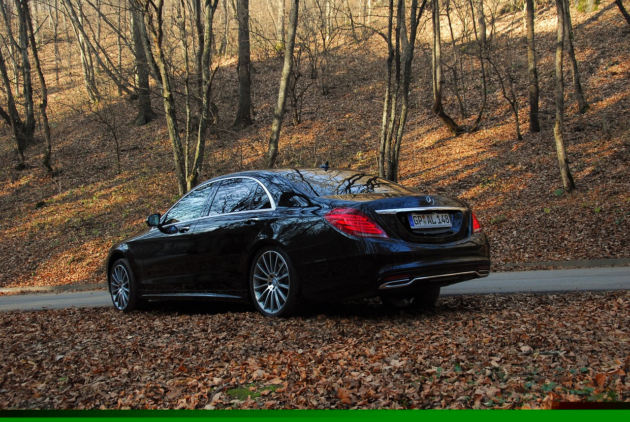 奔馳最新A級重塑豪華與科技標桿