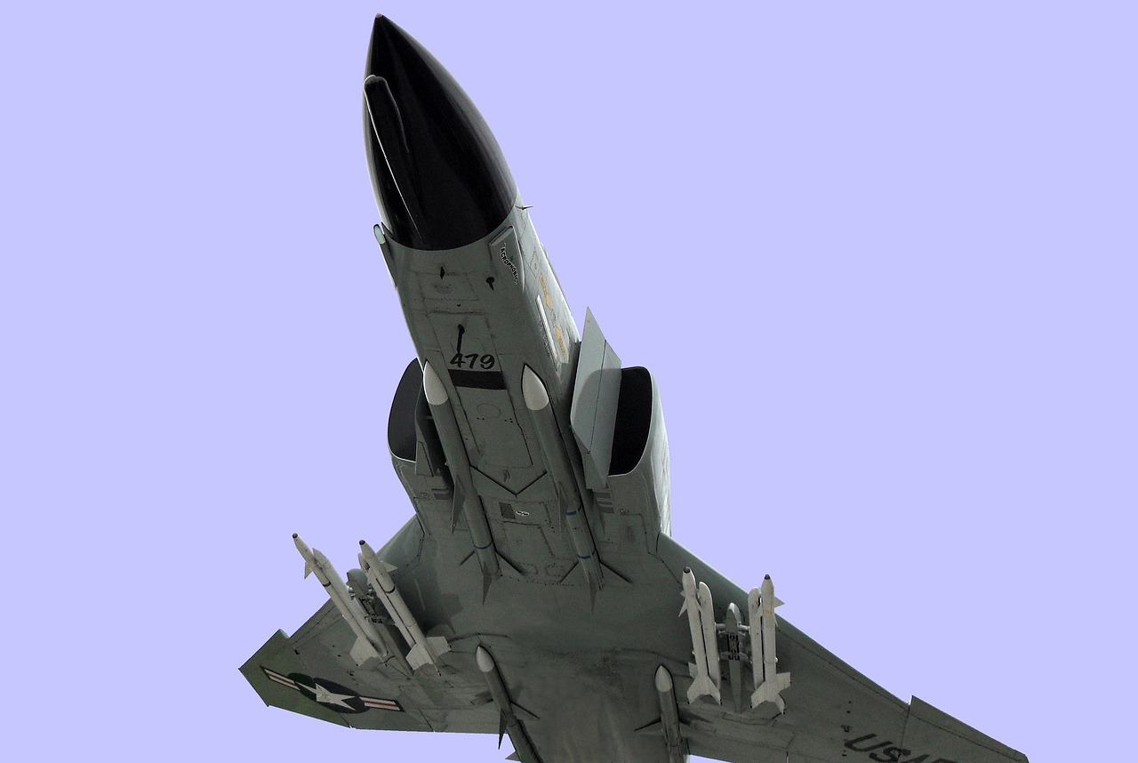 探索現(xiàn)代戰(zhàn)爭無盡可能,最新軍事游戲大盤點