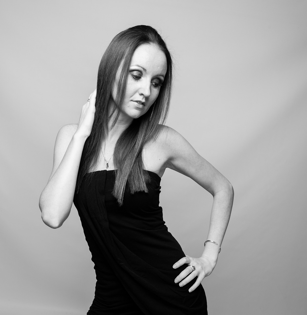 鄒開云最新女裝照,時尚魅力的璀璨綻放