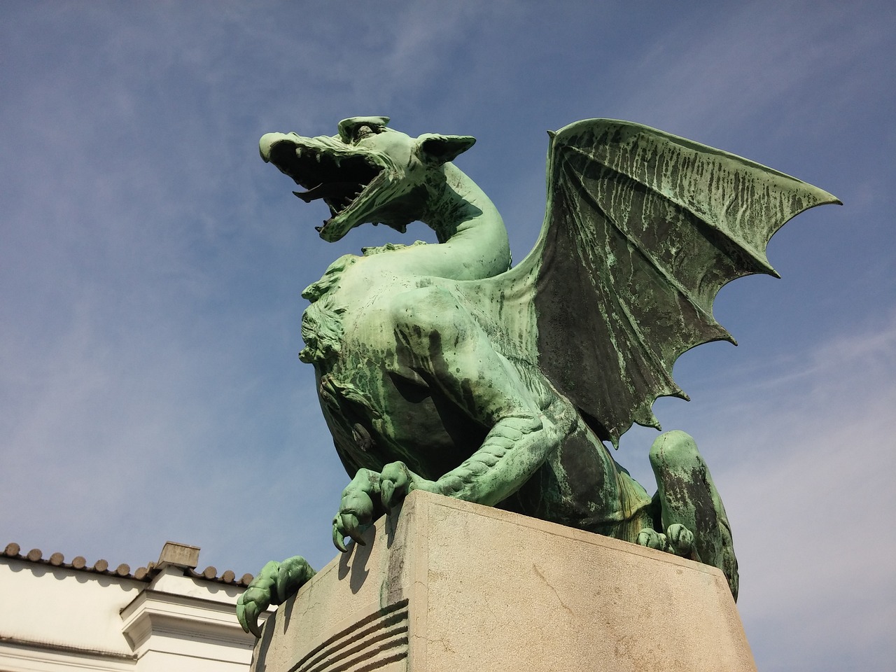 華明裝備股票最新消息深度解析與動態(tài)關注