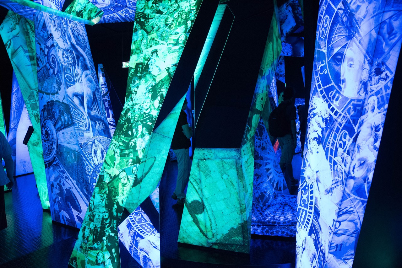 世界最新時裝，潮流引領，個性展現(xiàn)的舞臺