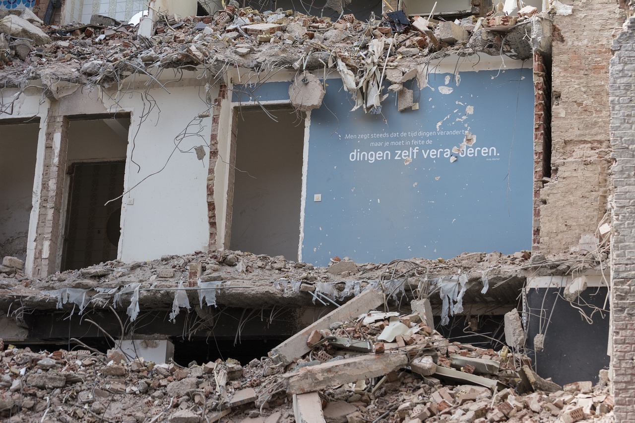 張石高速爆炸最新進展,實時更新事故情況