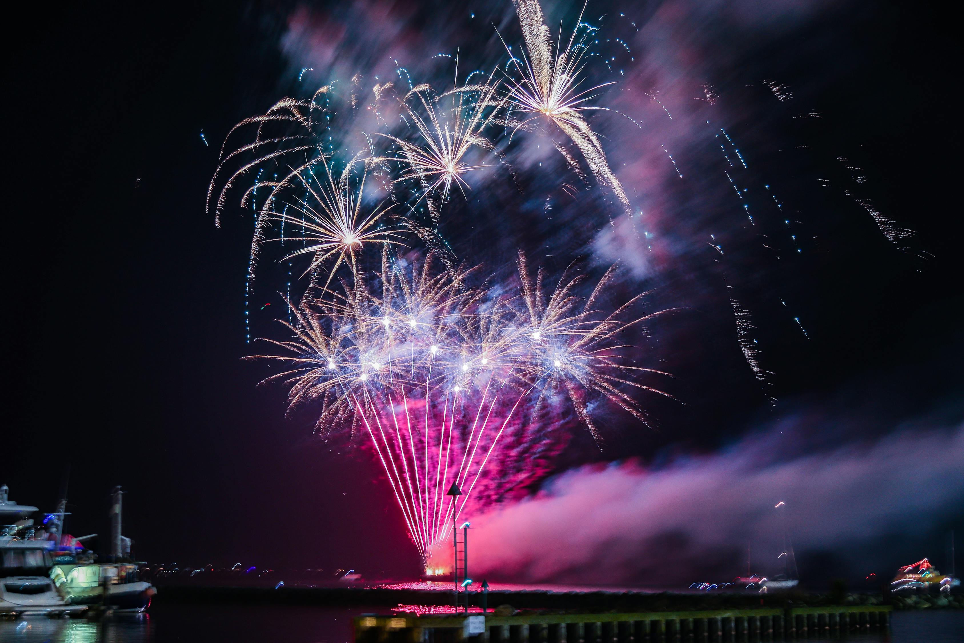 最新大型魔術表演視頻，魅力與技巧的完美融合