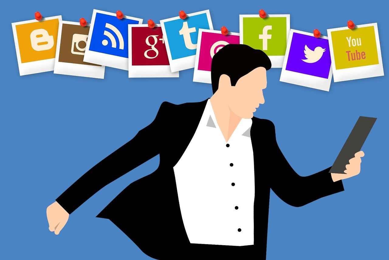 關于小三扒衣最新視頻,社會話題引發深思