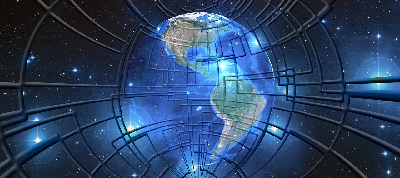 全球科技巨頭爭相布局元宇宙領域,最新英語新聞報道